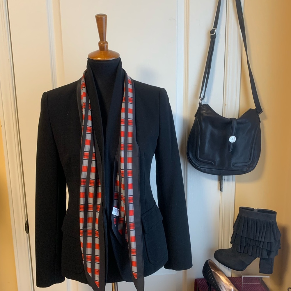 MaxMara wool open fitted Black Blazer